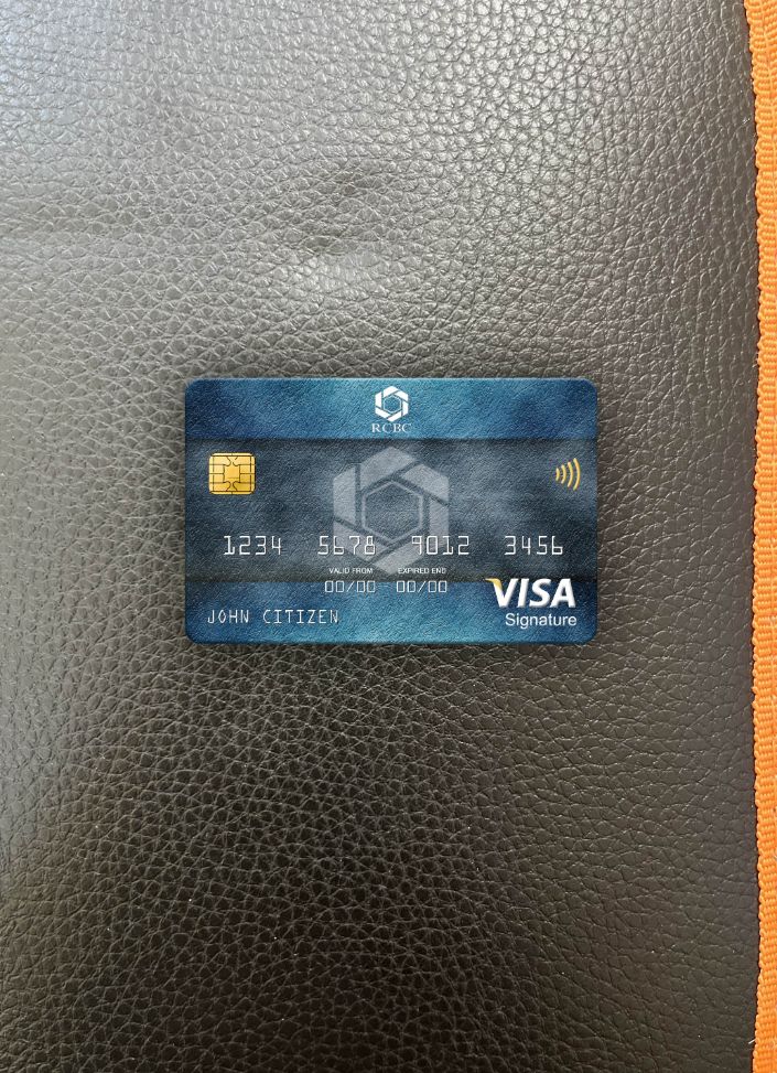 Philippines Rizal Commercial Banking Corporation (RCBC) visa signature card photolook front